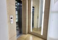 Exklusives Dachgeschoß-Juwel in der Bäckerstraße