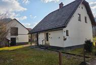 Ein nettes kleines Haus mit großzügigem Grund in sonniger Lage im Ortsteil von Mooslandl!