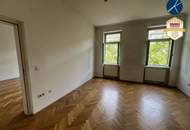 UNBEFRISTET: 2-Zi-Wohnung plus Einbauküche, U-Bahn-Nähe & Stadt- und Grünblick!