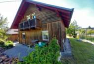 Behagliches Einfamilienhaus mit Naturteich, Wintergarten und Carport in Roßbach