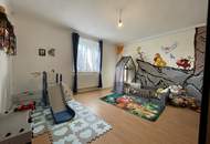 Modernisiertes Ein- bis Zweifamilienhaus auf großzügigem Grund in sonniger Lage in Werndorf!