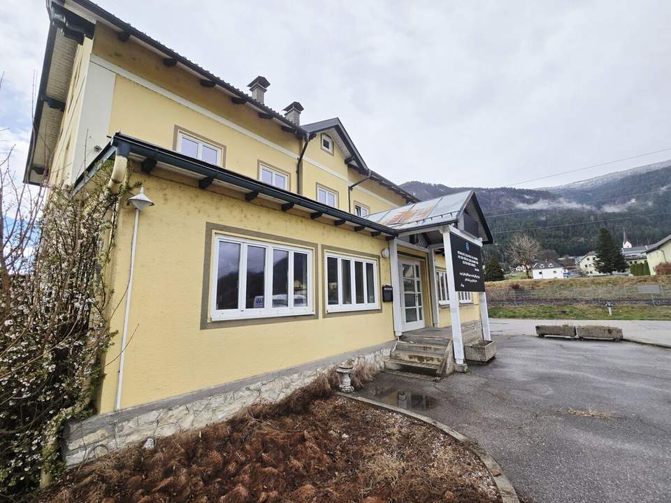 Geräumiges Büro/Betriebsstätte/Ordination in der Gemeinde Weissenstein mit Parkplätzen