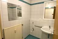 Hofseitige 2-Zimmer-Wohnung im 2. Liftstock in Westbahnhof-Nähe