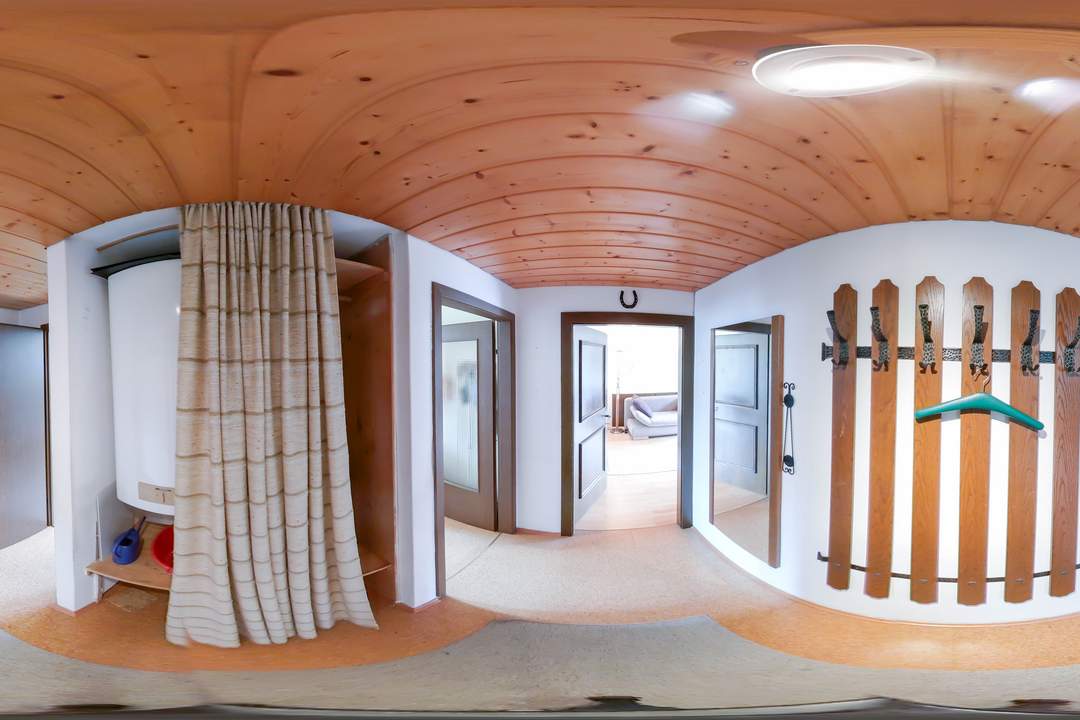 Gut geschnittene 2-Zimmer-Eigentumswohnung mit Süd-Loggia und Einzelgarage in sonniger Lage von Bad Ischl/Reiterndorf