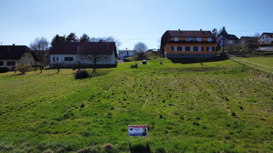 Grundstück in idyllischer, ruhiger und doch zentraler Lage in Oberrohr
