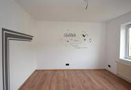 Besichtigungstag, 7. November, nur mit Voranmeldung möglich - Geräumiges Haus mit Garten und Pool