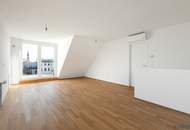 ERSTBEZUG mit DACHTERRASSE | DG-Maisonette Nähe Alte Donau | Traumhafter Fernblick | Teils hofseitig | Fernwärme | TG-Stellplatz optional | Ideal für Anleger oder Eigennutzer | Nachhaltiges Projekt