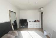 Moderne, klimatisierte 2-Zimmer-Dachgeschosswohnung mit Terrasse - in der Koloniestraße