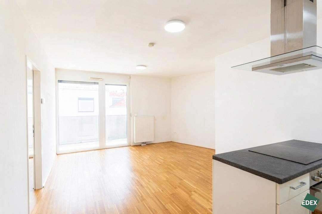 2-Zimmer-Wohnung mit Loggia im 4. Stock nahe Denglerpark – sofort beziehbar