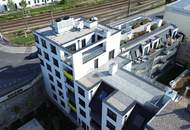 Hochwertige Erstbezugs-Wohnung mit großem Hof-Balkon und Küche nahe Schönbrunn!