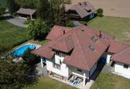 Großzügiges Einfamilienhaus mit Pool und Sauna im Grünen