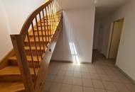 3-Zimmer--Maisonette mit Terrasse beim Reumannplatz!
