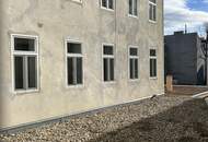 Sofort einziehen - sehr gepflegte, hofseitige 2-Zimmer Wohnung!