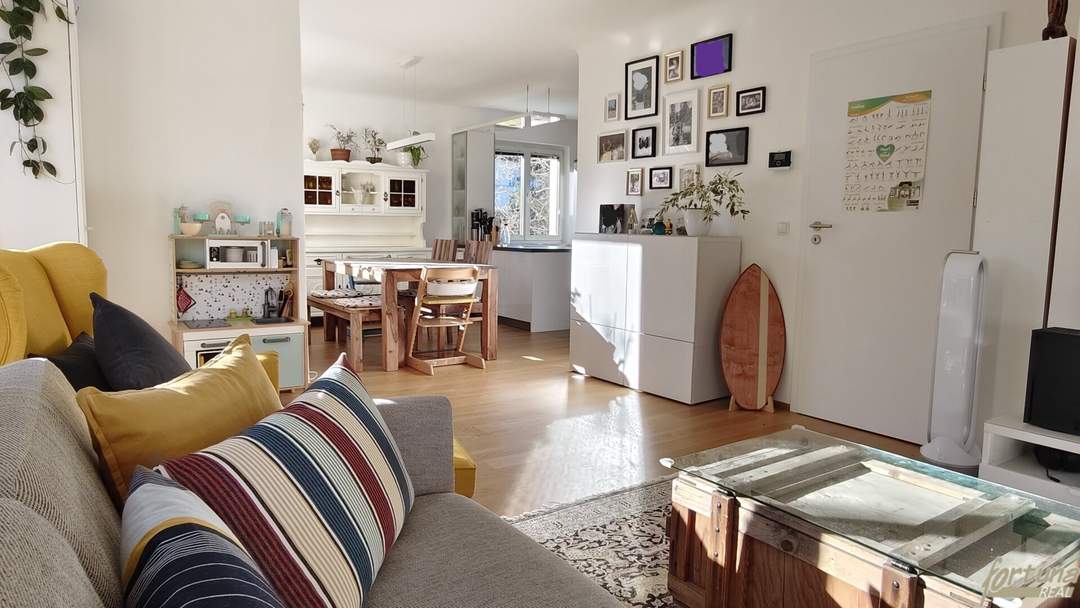 Traumwohnung im ruhigen und exklusiven Teil Hietzings zu verkaufen! Inklusive Einzelgarage!
