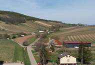 RÜCKZUGSDOMIZIL IM HERZEN DES SONNIGEN WEINVIERTELS MIT AUSBLICK AUF DIE WEINBERGE!