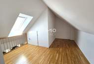 Zentrale Dachgeschoß-Wohnung in ruhiger Innenhoflage : 2 Zimmer plus Galerie - Burggasse 17 - Top 27