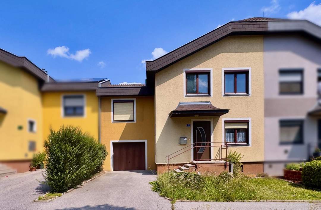 Reihenhaus mit Garten, Keller und Garage