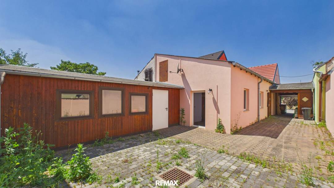 Klein, fein & sofort bezugsfertig! Barrierefreies Häuschen mit Garage und uneinsehbarem Innenhof