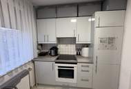 Einziehen &amp; wohlfühlen: Stilvolle 3-Zimmer-Wohnung mit Loggia