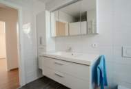 NEUES - TOLLES - GROSSES Familienhaus in ruhiger exquisiter Lage.