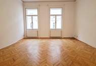 AM GRABEN-NÄHE, 95 m2 Altbau mit Balkon, 2 Zimmer, Komplettküche, Wannenbad, Parketten, 4. Liftstock, Flügeltüren, Spiegelgasse