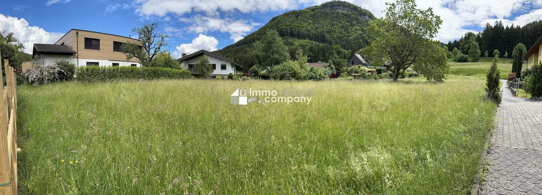 Die optimale Größe für Ihr Bauvorhaben und Wohnprojekt in GÖFIS. Verwirklichen Sie Ihr Bauprojekt in GÖFIS, in Stadtnähe zu Feldkirch und Rankweil, auf diesem weitläufigen Grundstück mit ca. 1.676 m² Grundfläche.