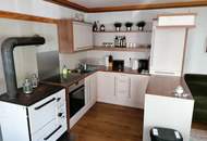 Zwei Häuser, ein Grundstück: Ihr neues Zuhause mit laufenden Mieteinnahmen