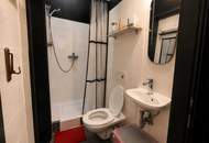 Liebevoll sanierte 38 m² Altbauwohnung mit Blick in begrünten Innenhof