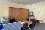 Toßgasse - repräsentatives Altbaubüro mit Straßeneingang zu vermieten