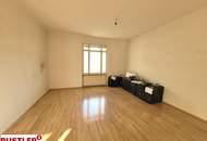 GUT GESCHNITTENE 3-ZIMMERWOHNUNG - IDEAL FÜR EINE WG!