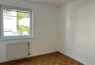 Helle &amp; sehr ruhige 2-Zi.-Wohnung mit Balkon | Parkplatz &amp; großes Kellerabteil inkl. | 680€ warm