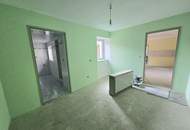 Wohnen, Arbeiten, Genießen – vielseitiges Zuhause in Vierkanthof-Struktur mit begrüntem Innenhof und großer Einfahrt