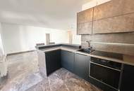 TOPPREIS - AB SOFORT BEZIEHBAR! Tolle 4 Zimmerwohnung + Loggia INKL. GARAGENSTELLPLATZ & KÜCHE! Absolute Ruhelage!