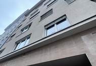 Wohnen über den Dächern: 4 Zimmer, Terrasse &amp; Klimaanlage