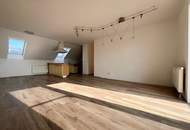 Helle 4-Zimmer-Dachgeschosswohnung mit Terrasse &amp; TG-Platz
