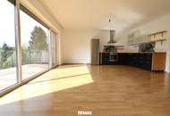 Barrierefreie 3-Zimmer-Wohnung mit Balkon &amp; 2 KFZ-Stellplätzen im Zentrum von Steyr!