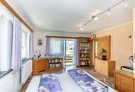 Wohnen am Traunsee! Parifiziertes Zweifamilienhaus mit großem Garten, KFZ-Stellplätzen, Carport und Garage