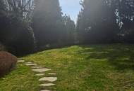 Großzügiges Anwesen am Rosenhain