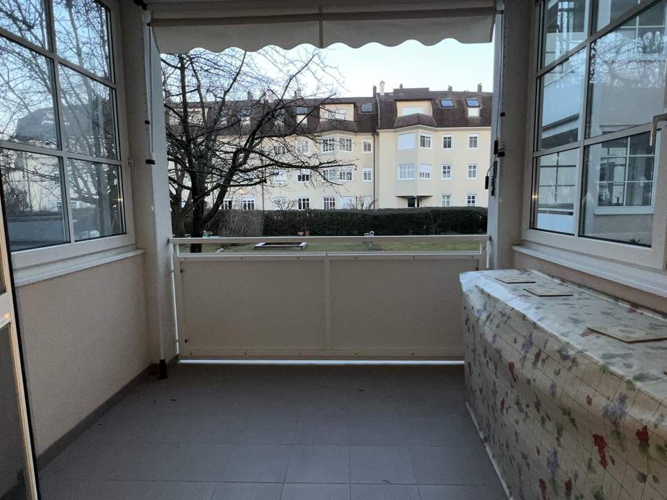 "3-Zimmer-Wohnung mit Loggia in der Blumenstadt"