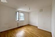 repräsentative Dachgeschoßwohnung mit ca. 120 m² Wfl. nahe Bahnhof
