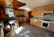 ***OPEN HOUSE Freitag, 29. Mai 2026 von 13 - 15 Uhr*** Sanierungsbedürftiges Einfamilienhaus mit Werkstatt und Carport