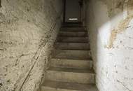 Lagerfläche in 1150 Wien: Zwei Einheiten nahe Lugner City