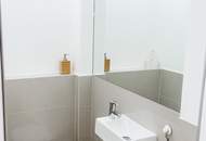 NEUER PREIS! Möblierte Dachgeschosswohnung mit Terrasse