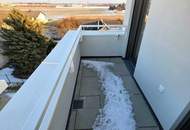 GENIAL - Lebens(t)raum Erfüller im Grünen! Klimaaktiv Bronze! Ab ins Dachgeschoss + 3 Zimmer + 2 Terrassen + Viel Lebensqualität! Wärmepumpe und Solaranlage + Naturnahe Gewässer ums Eck!