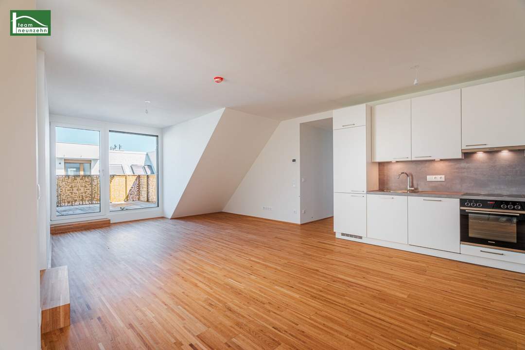 Erstbezug: Exklusive 4- Zimmer Dachgeschosswohnung mit 4 Terrassen nahe Kagraner Platz U1