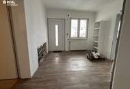 Einfamilienhaus mit Potenzial, Garagenplätzen und großen Nebengebäuden