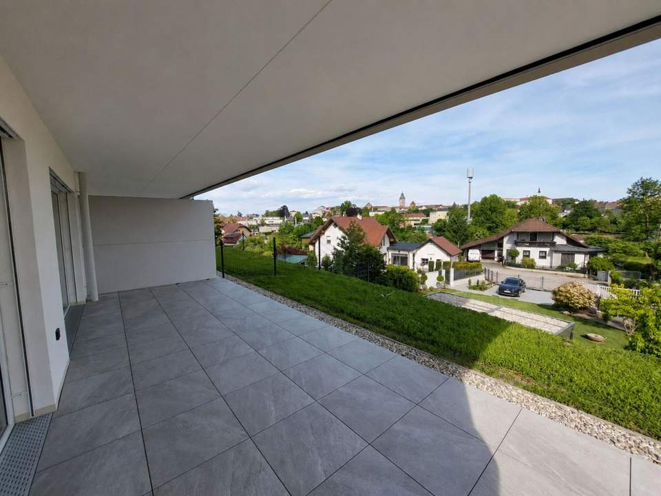 Erstbezug -Gartenwohnung! 3 Zimmer mit 2 Balkonen & großem Privatgarten