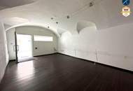 Zentrum: Günstiges Geschäft / Büro / Werkstatt / Lager in neuer Begegnungszone