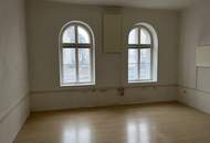 Arndtstraße - ca. 47,00m2 großes Lager im Erdgeschoß zu vermieten