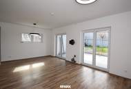 Eckreihenhaus mit Garten und Carport